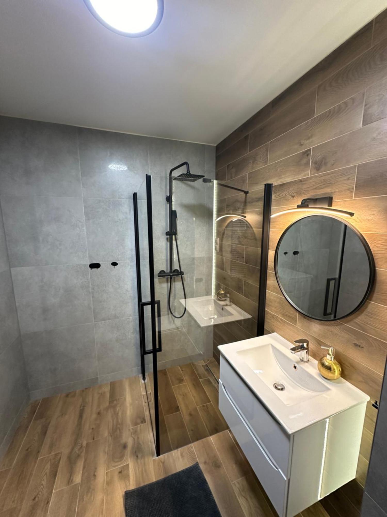Apartament Osiedle Legionow 2 Kielce Extérieur photo